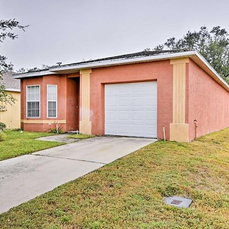 Pet-Friendly Sebring Escape With Yard And Pool Access Villa Exterior photo